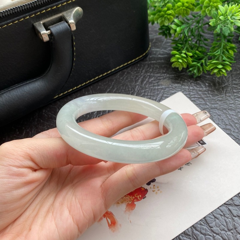 Myanmar para mujeres, jadeíta  - Lighting reseña y precio